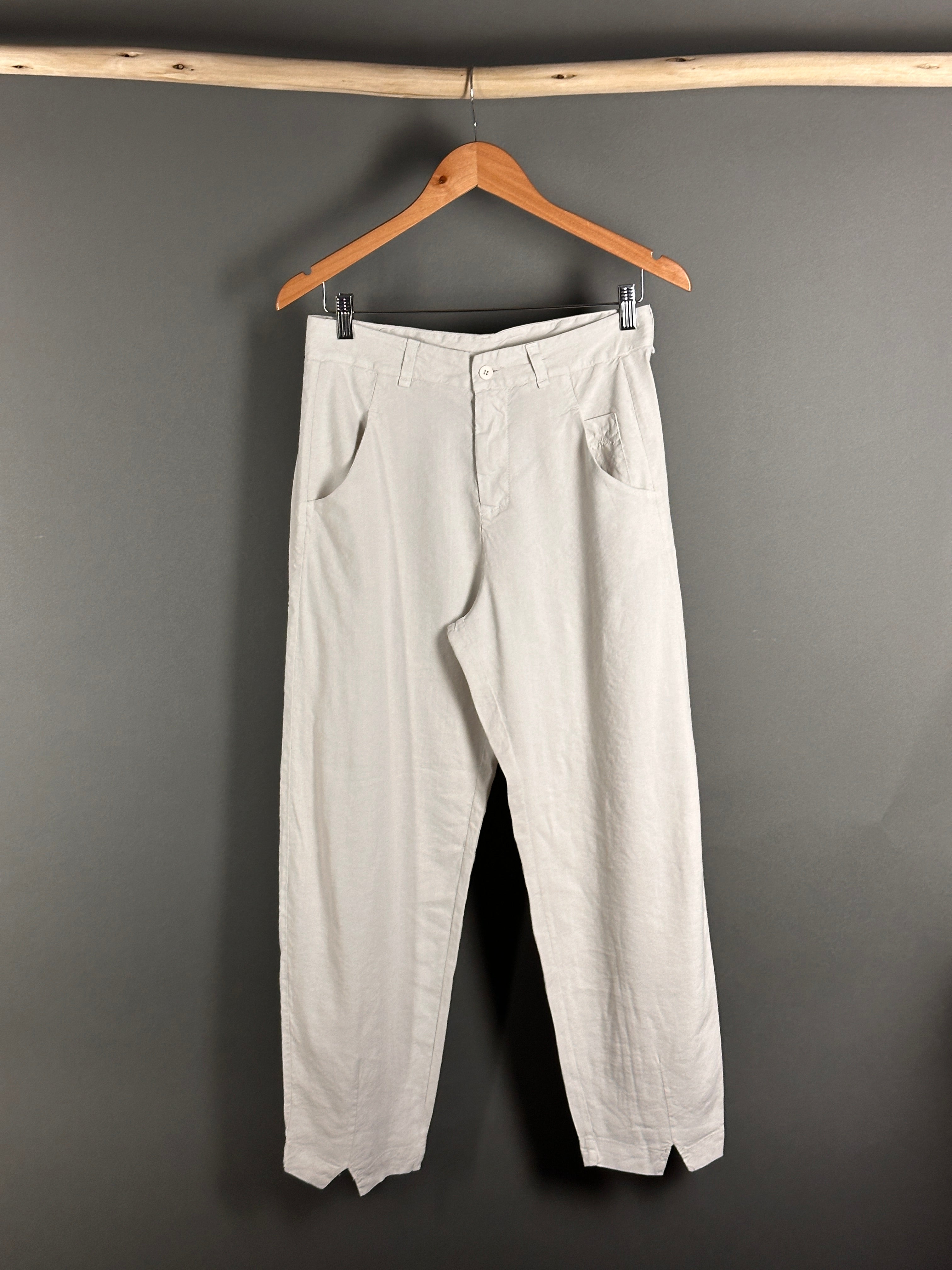 Transit iconic pants in Chalk