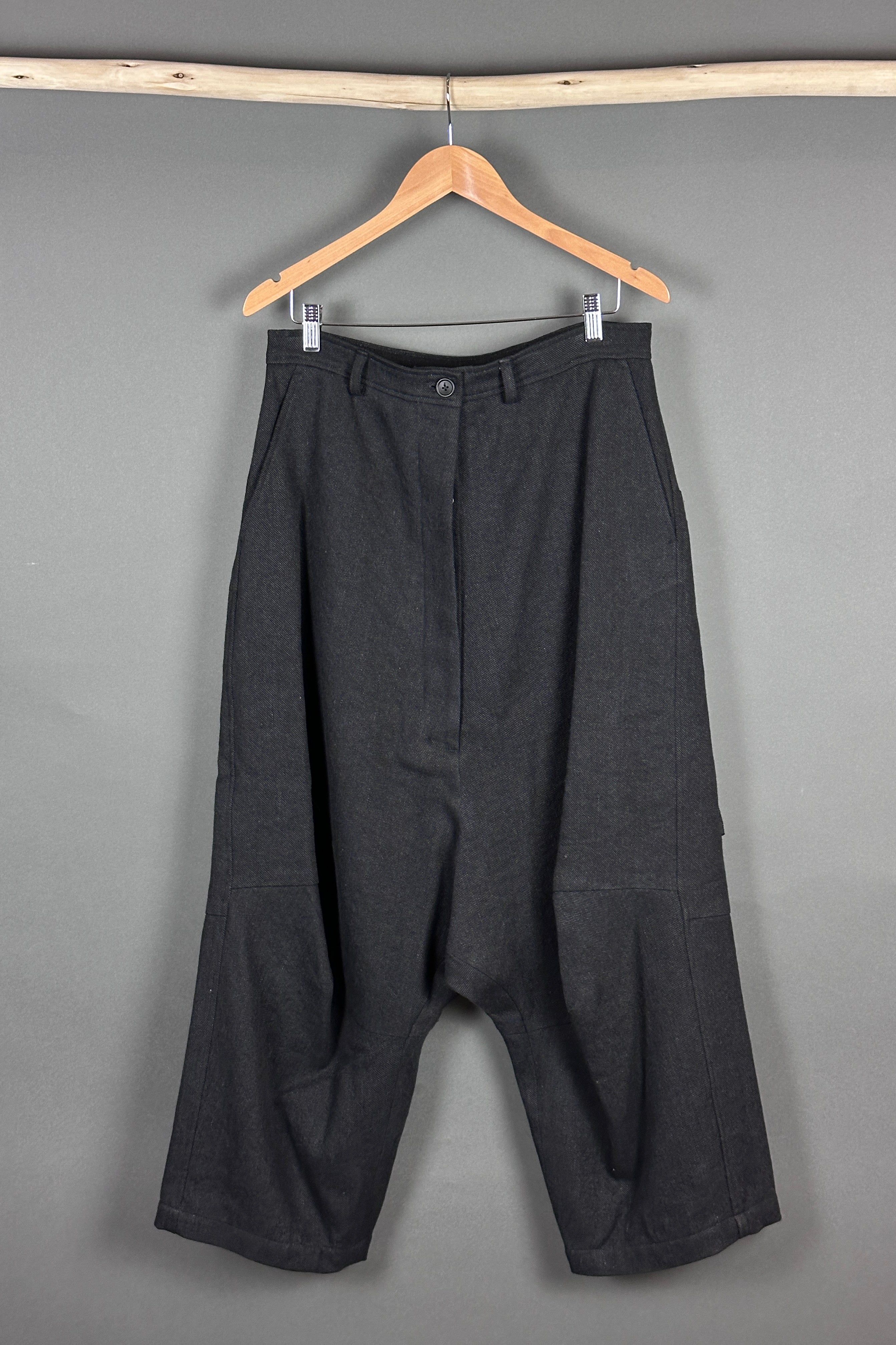 Dip dropped crotch pants in black melange