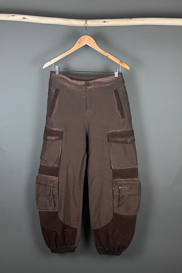 Transit Cargo style pants in a rich chocolate brown