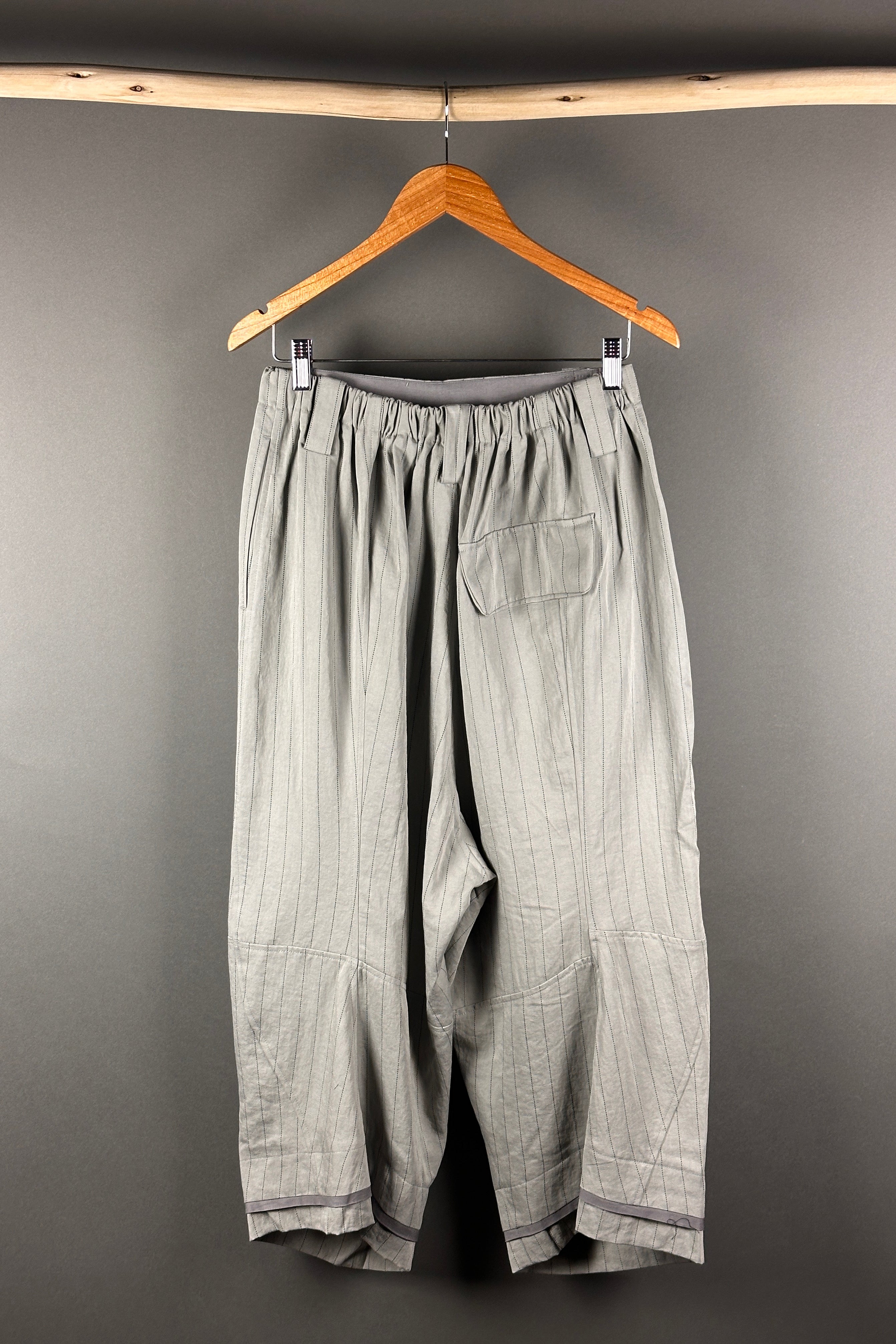 Moyuru Pants in Grey