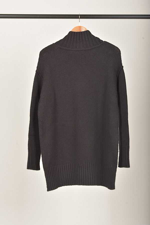 Annette Gortz Sweater  Shiba in Black