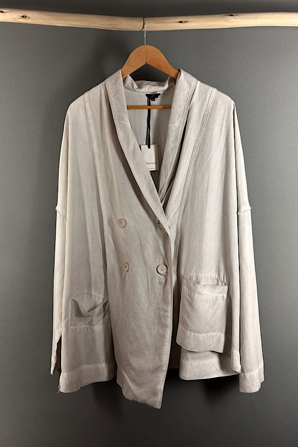 La Vaca Loca Jacket Posee in Cold White