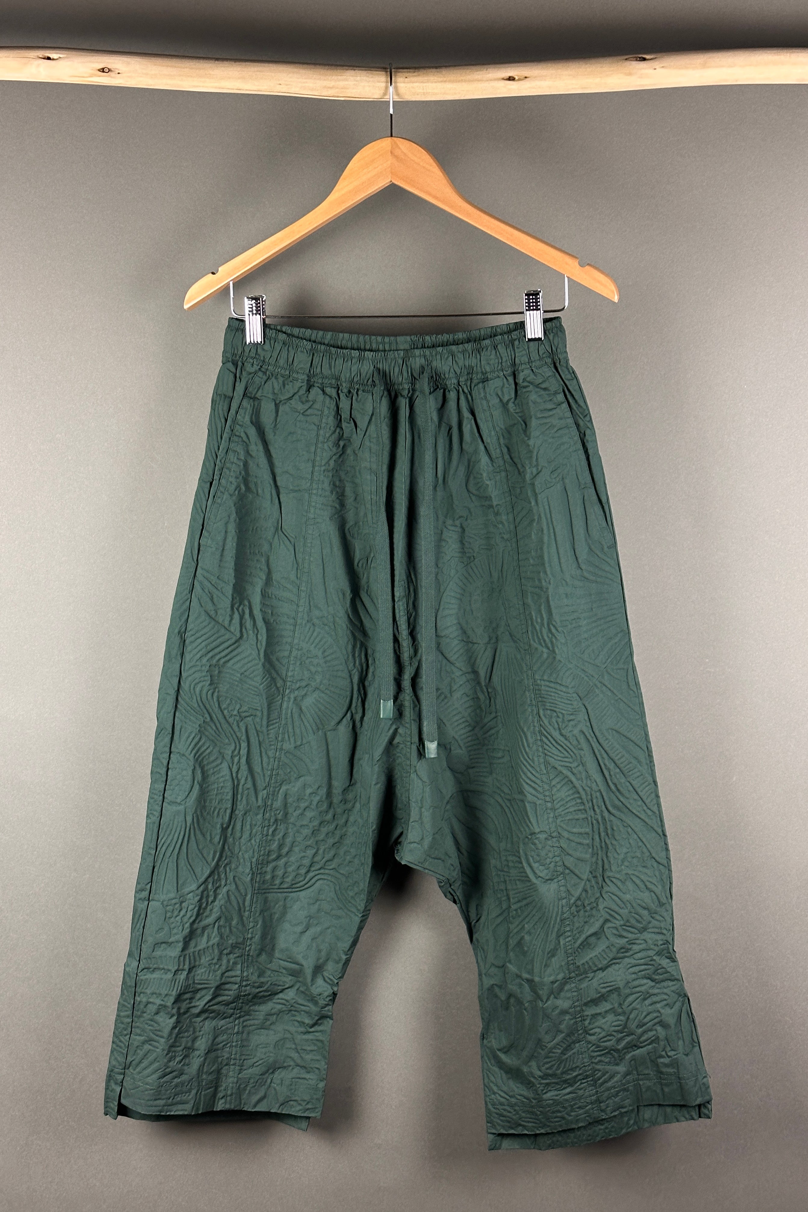 Black Label dropped crotch pants in Tree