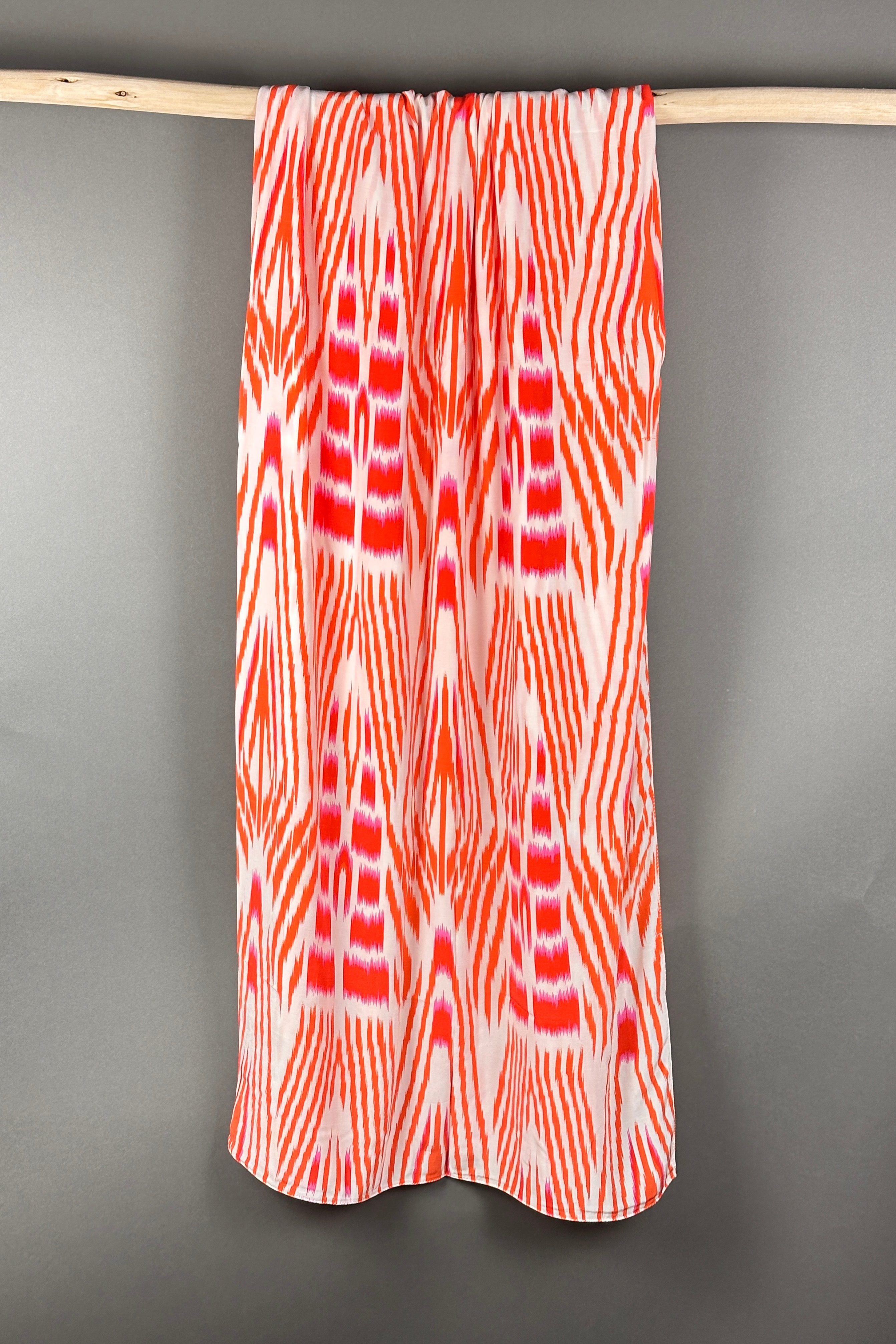 Rabens Saloner Wrap