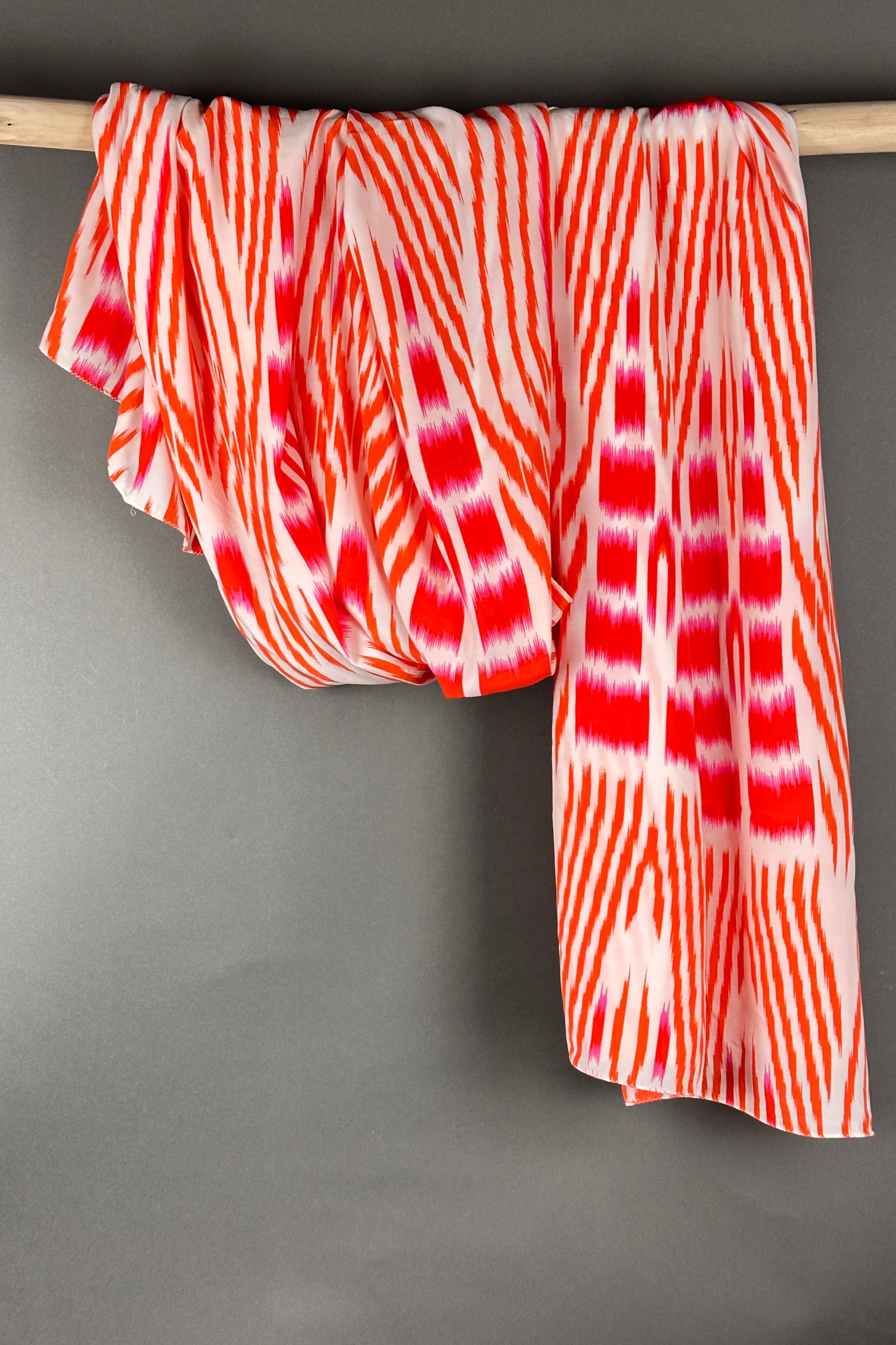 Rabens Saloner Wrap