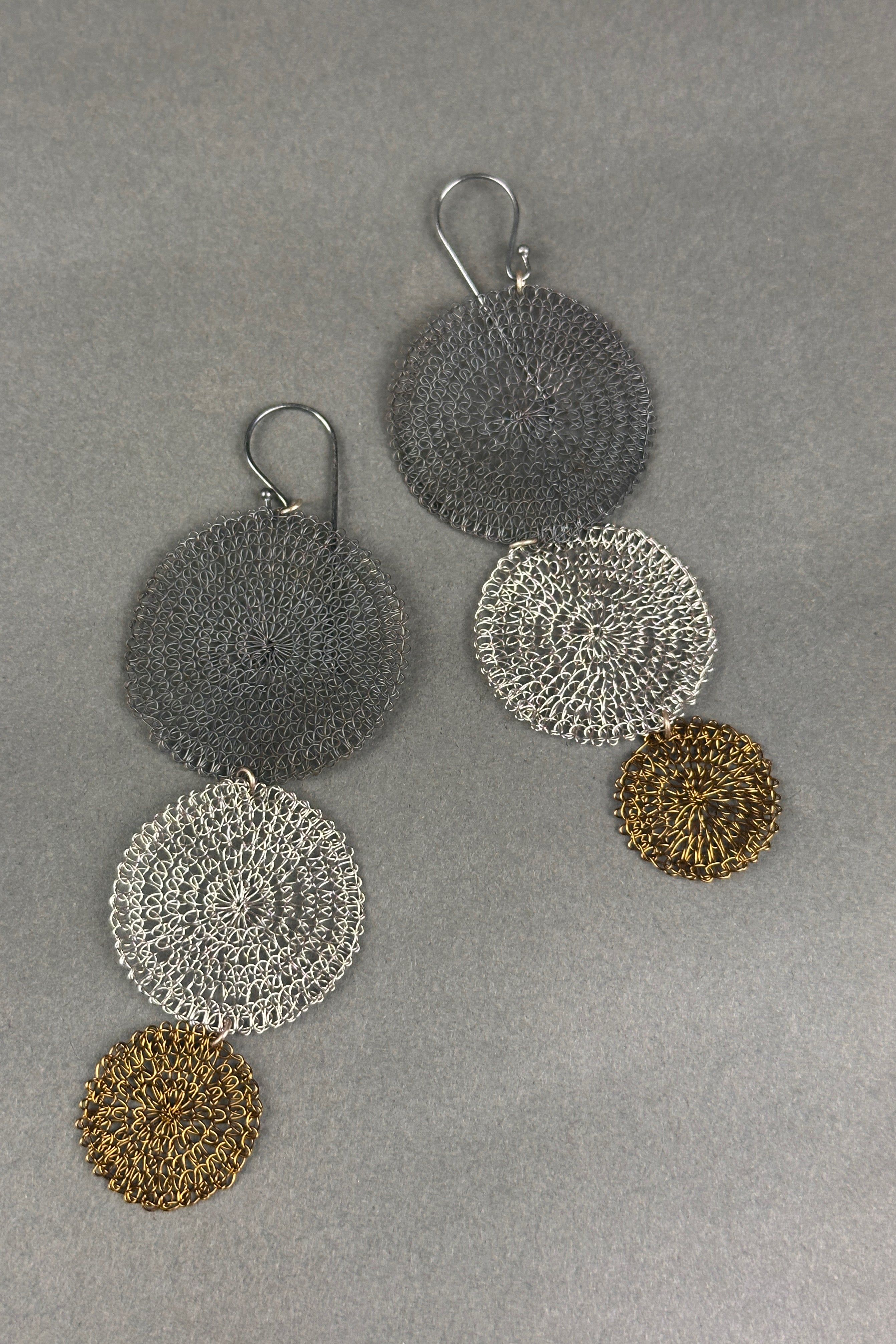 Seriously Designed tricolour round earrings