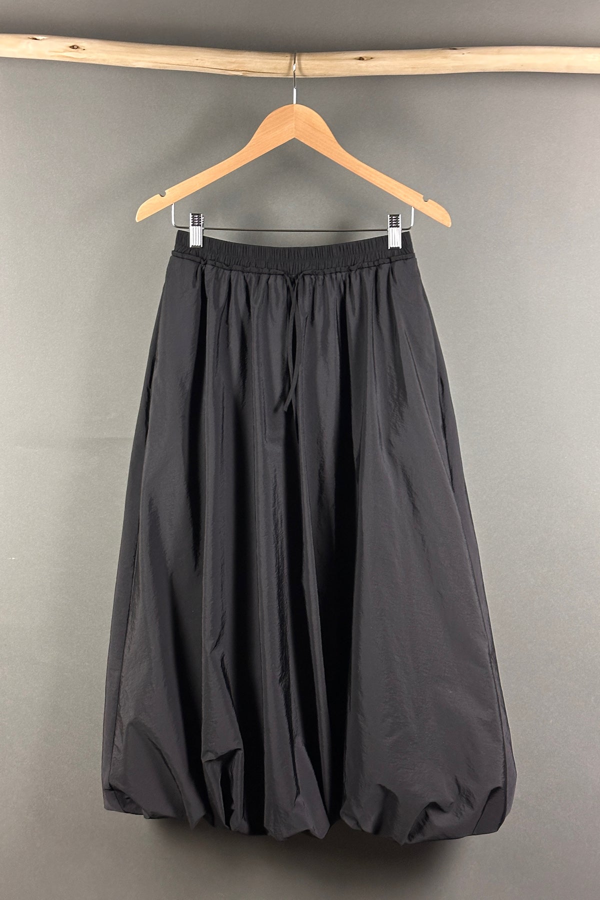 Max Mara Weekend Skirt in black
